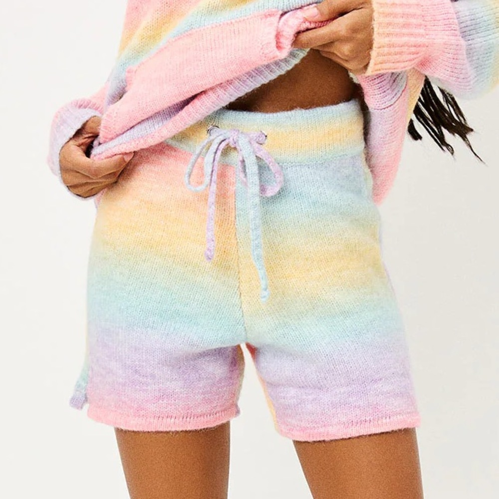Frankie’s Bikinis Burl Knit Sweat Short in Cotton Candy - Size S NWT
